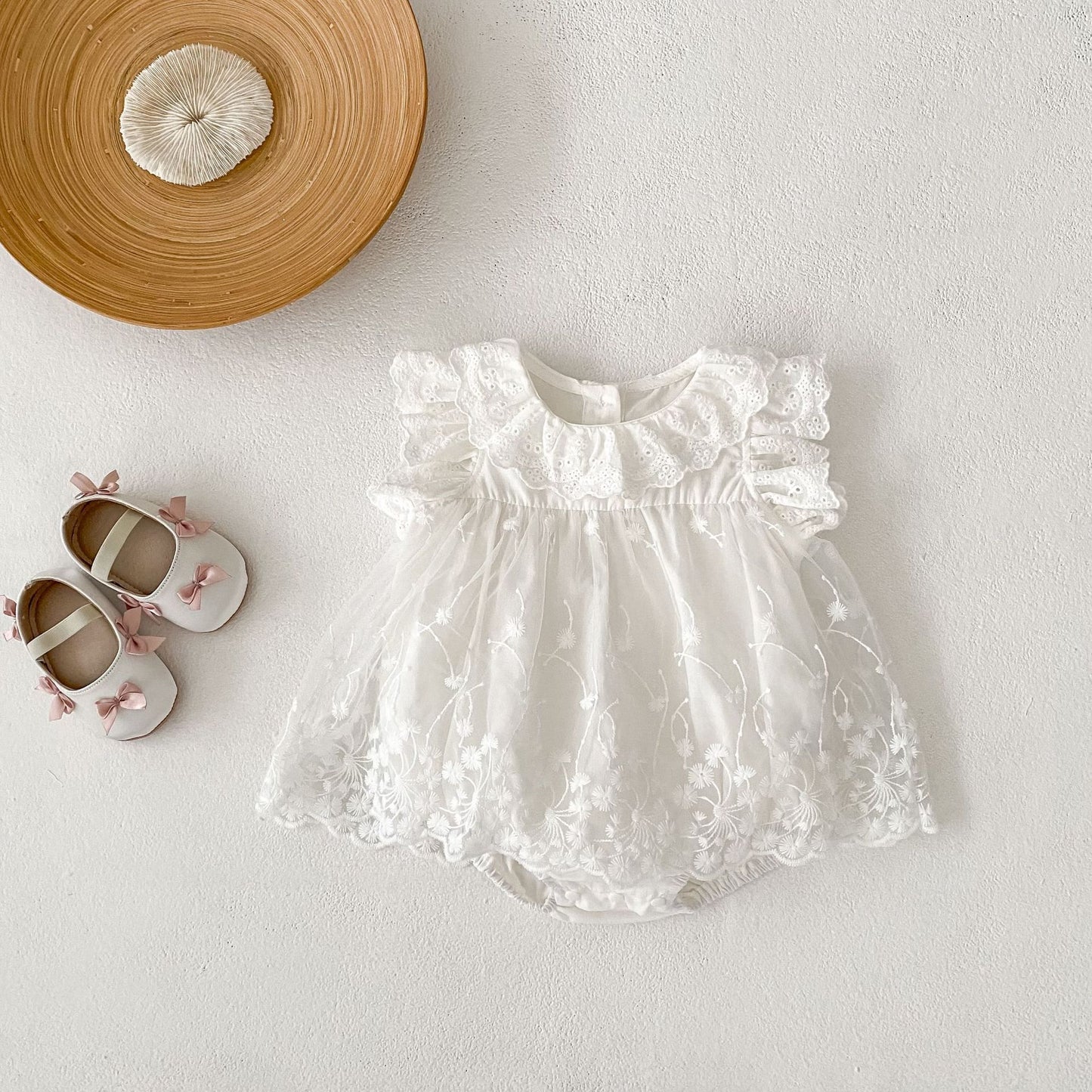 Flounced Sleeve Triangle Trendy Mesh Lace Lacework Round-neck Jumpsuit